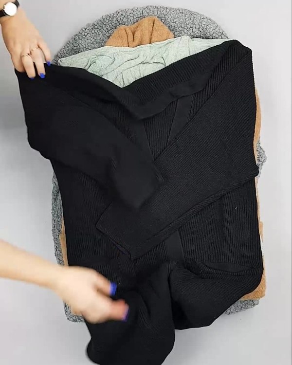 Фотография  849 - Кардиганы СТОК CAN#10 кг, ЛОТ №6887 оптом в Черкесске и Карачаево-Черкесской республике