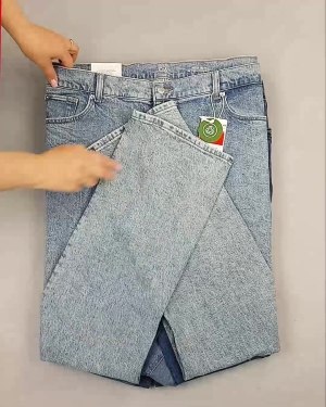 Фотография  686 - Джинсы C&A ж/м#10 кг оптом в Черкесске и Карачаево-Черкесской республике