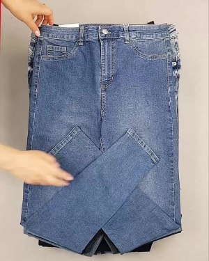 Купить Джинсы C&A ж/м#10 кг оптом в Черкесске и Карачаево-Черкесской республике