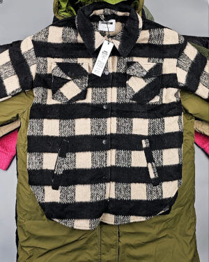 Купить Верхняя одежда BESTSELLER Дания#12 кг, ЛОТ №5189 оптом в Черкесске и Карачаево-Черкесской республике