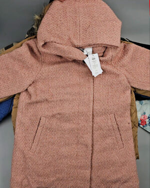 Фотография  132 - Верхняя одежда VILA#10,2 кг, ЛОТ №6826 оптом в Черкесске и Карачаево-Черкесской республике