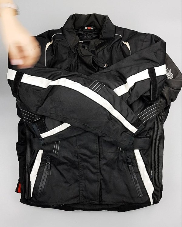 Фотография  657 - МОТО одежда mix БМ#20 кг оптом в Черкесске и Карачаево-Черкесской республике