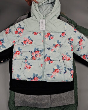 Фотография  840 - Верхняя одежда VILA#10 кг, ЛОТ №6823 оптом в Черкесске и Карачаево-Черкесской республике