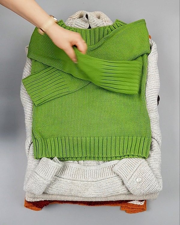 Фотография  181 - Джемпера (PULLOVER I)#20 кг оптом в Черкесске и Карачаево-Черкесской республике