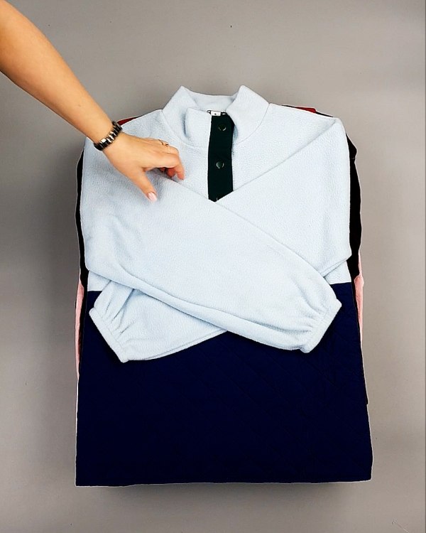 Фотография  900 - SWEATSHIRT CAN 084#10 кг оптом в Черкесске и Карачаево-Черкесской республике