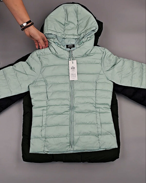 Фотография  981 - Верхняя одежда BESTSELLER Дания#10 кг, ЛОТ №6807 оптом в Черкесске и Карачаево-Черкесской республике