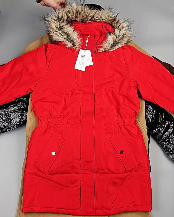 Фотография  407 - Верхняя одежда VILA#10,2 кг, ЛОТ №6825 оптом в Черкесске и Карачаево-Черкесской республике