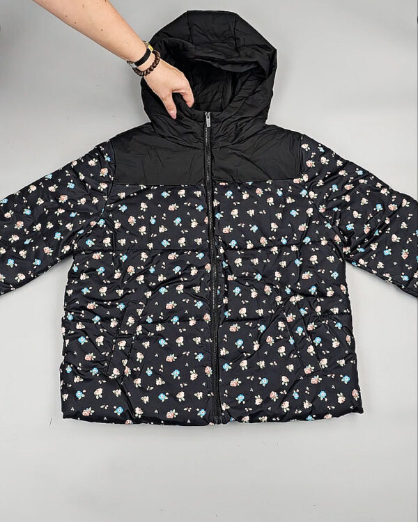 Фотография  216 - Верхняя одежда VILA#10,2 кг, ЛОТ №6825 оптом в Черкесске и Карачаево-Черкесской республике