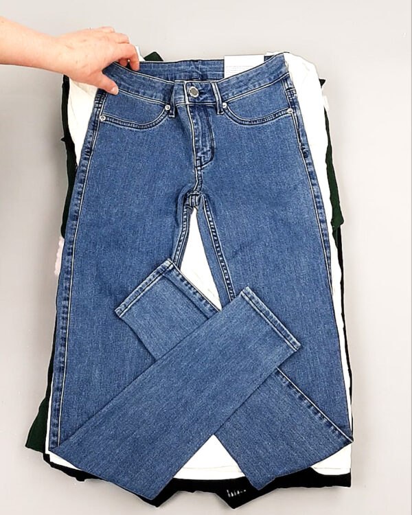 Фотография  981 - BESTSELLER Women mix шт#30 шт, ЛОТ №8236 оптом в Черкесске и Карачаево-Черкесской республике