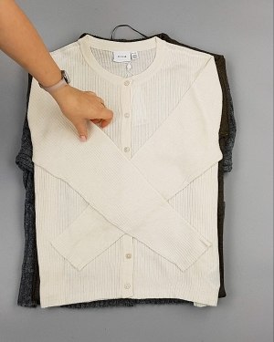 Фотография  147 - Кардиганы VILA W 104#7 кг, ЛОТ №7155 оптом в Черкесске и Карачаево-Черкесской республике