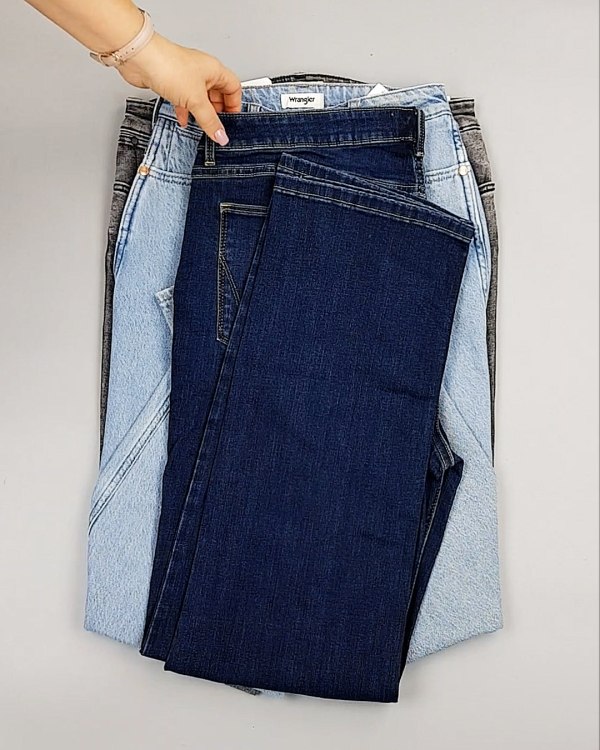 Фотография  660 - Джинсы WRANGLER м/ж#8,1 кг, ЛОТ №7011 оптом в Черкесске и Карачаево-Черкесской республике