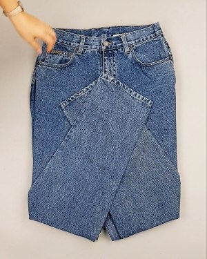 Фотография  312 - Джинсы CALVIN KLEIN муж #8,1 кг, ЛОТ №7022 оптом в Черкесске и Карачаево-Черкесской республике