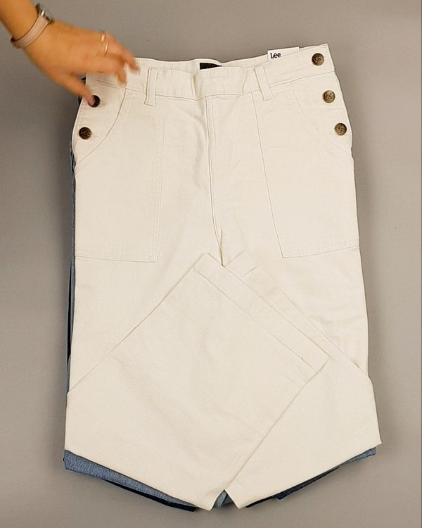 Фотография  735 - Джинсы LEE м/ж#7,5 кг, ЛОТ №7031 оптом в Черкесске и Карачаево-Черкесской республике