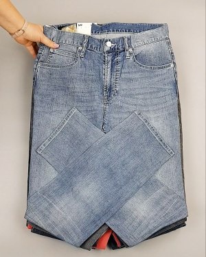 Фотография  729 - Джинсы LEE м/ж#7,9 кг, ЛОТ №7032 оптом в Черкесске и Карачаево-Черкесской республике