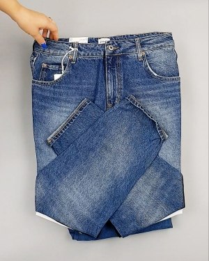 Фотография  985 - Джинсы MUSTANG м/ж#5 кг, ЛОТ №6957 оптом в Черкесске и Карачаево-Черкесской республике