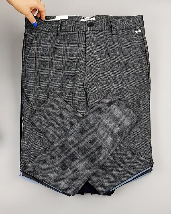 Фотография  860 - Брюки + джинсы JACK JONES 094#10 кг, ЛОТ №6963 оптом в Черкесске и Карачаево-Черкесской республике