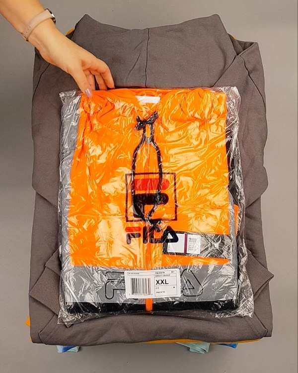 Фотография  870 - HOODIE CAN 084#10 кг, ЛОТ №7034 оптом в Черкесске и Карачаево-Черкесской республике