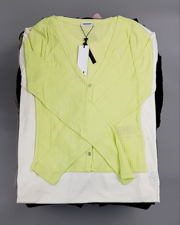 Фотография  236 - NOISY MAY Winter mix 104#15 кг, ЛОТ №7140 оптом в Черкесске и Карачаево-Черкесской республике