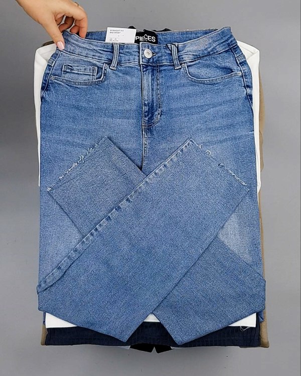 Фотография  824 - PIECES Winter mix 104#15 кг, ЛОТ №7144 оптом в Черкесске и Карачаево-Черкесской республике