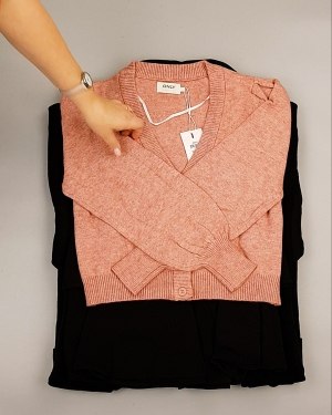 Фотография  824 - ONLY Winter mix 104#15 кг, ЛОТ №7182 оптом в Черкесске и Карачаево-Черкесской республике