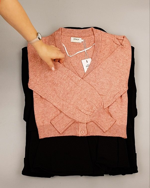 Фотография  333 - ONLY Winter mix 104#15 кг, ЛОТ №7182 оптом в Черкесске и Карачаево-Черкесской республике