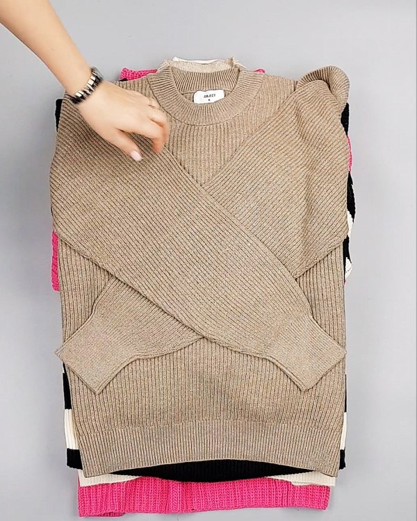 Фотография  637 - Джемпера Bestseller 104#7 кг, ЛОТ №7227 оптом в Черкесске и Карачаево-Черкесской республике