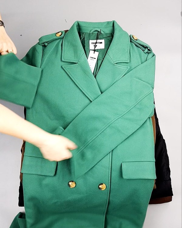 Фотография  324 - Верхняя одежда BESTSELLER Дания 104#10 кг, ЛОТ №7267 оптом в Черкесске и Карачаево-Черкесской республике