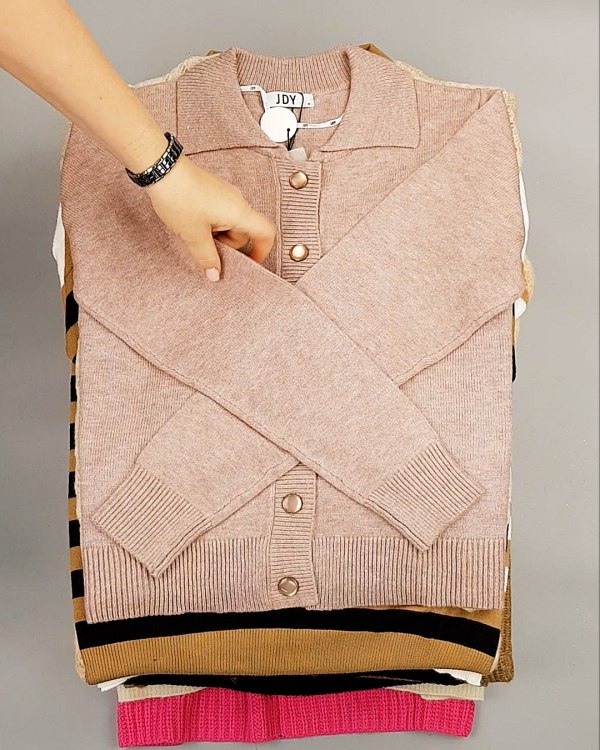 Фотография  856 - Джемпера Bestseller 104#7 кг, ЛОТ №7227 оптом в Черкесске и Карачаево-Черкесской республике