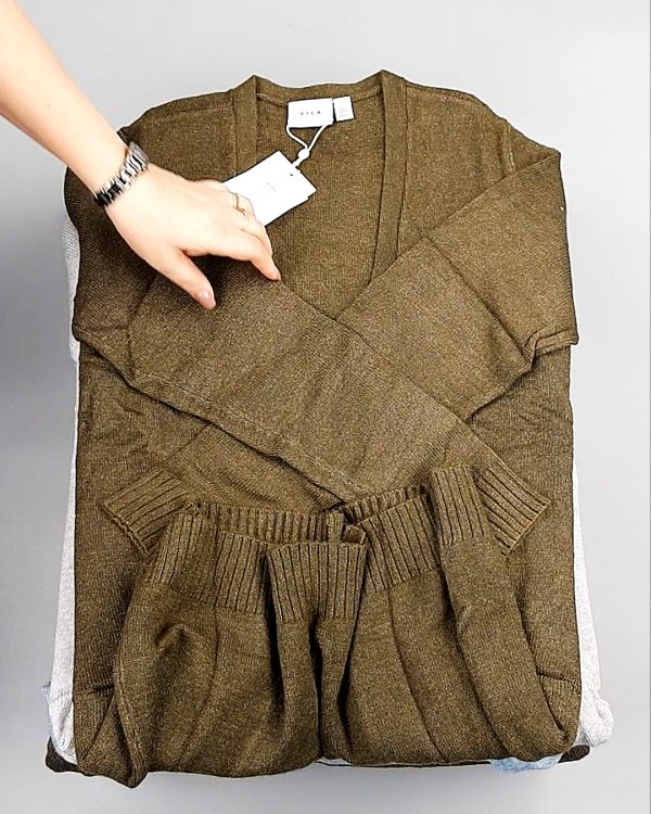 Фотография  496 - Кардиганы VILA W 104#7 кг, ЛОТ №7381 оптом в Черкесске и Карачаево-Черкесской республике