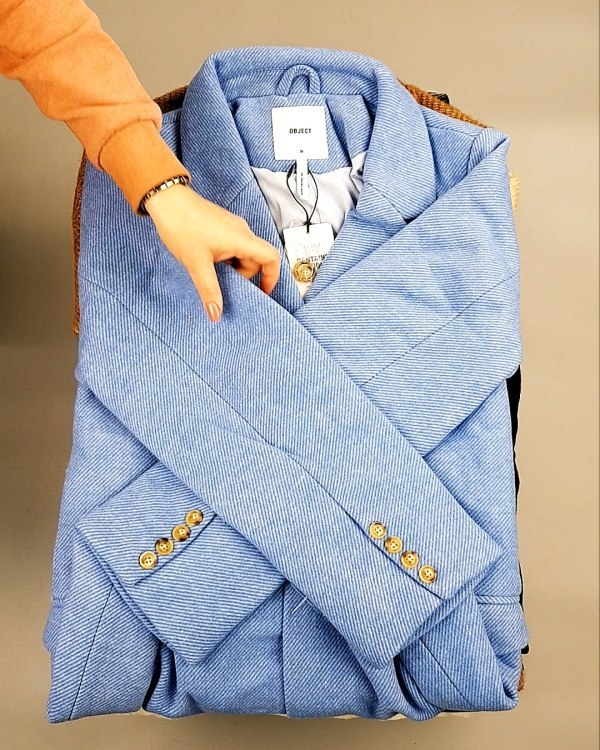 Фотография  909 - Bestseller Winter В mix 114#15 кг, ЛОТ №7372 оптом в Черкесске и Карачаево-Черкесской республике