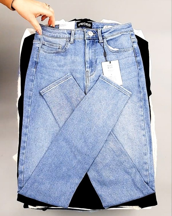 Фотография  718 - PIECES Winter mix 104#15 кг, ЛОТ №7378 оптом в Черкесске и Карачаево-Черкесской республике