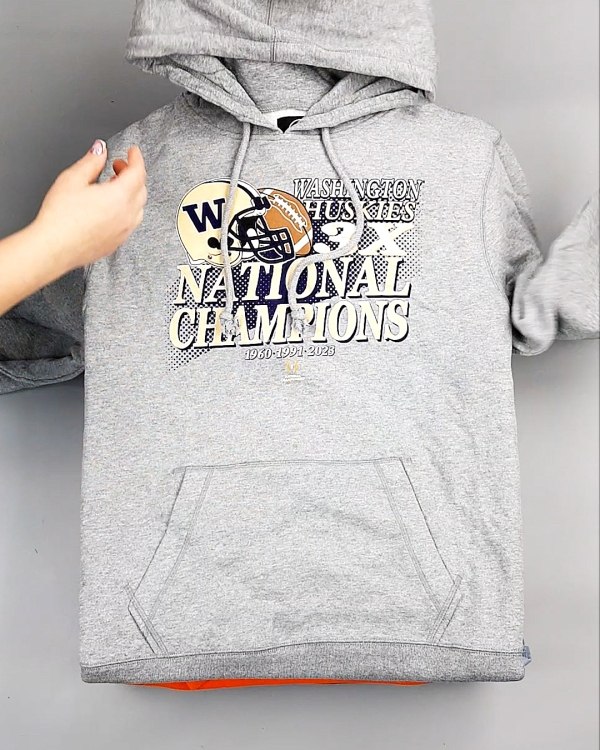 Фотография  972 - HOODIE CAN 084#10 кг, ЛОТ №7425 оптом в Черкесске и Карачаево-Черкесской республике