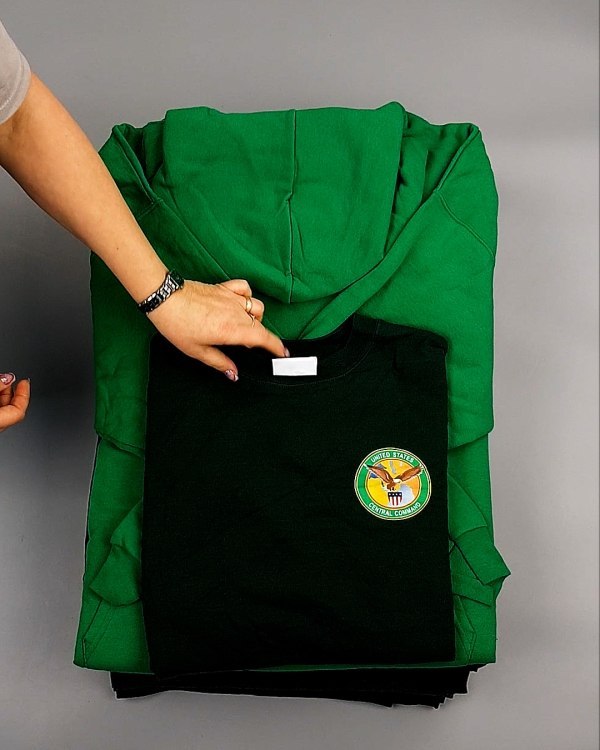 Фотография  111 - Толстовки м/ж (Sweat Tops)#20 кг, ЛОТ №7431 оптом в Черкесске и Карачаево-Черкесской республике