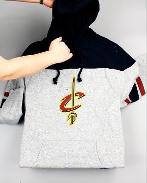 Фотография  923 - HOODIE CAN 084#10 кг, ЛОТ №7426 оптом в Черкесске и Карачаево-Черкесской республике