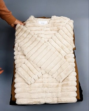 Фотография  132 - Bestseller Winter В mix 114#15 кг, ЛОТ №7374 оптом в Черкесске и Карачаево-Черкесской республике