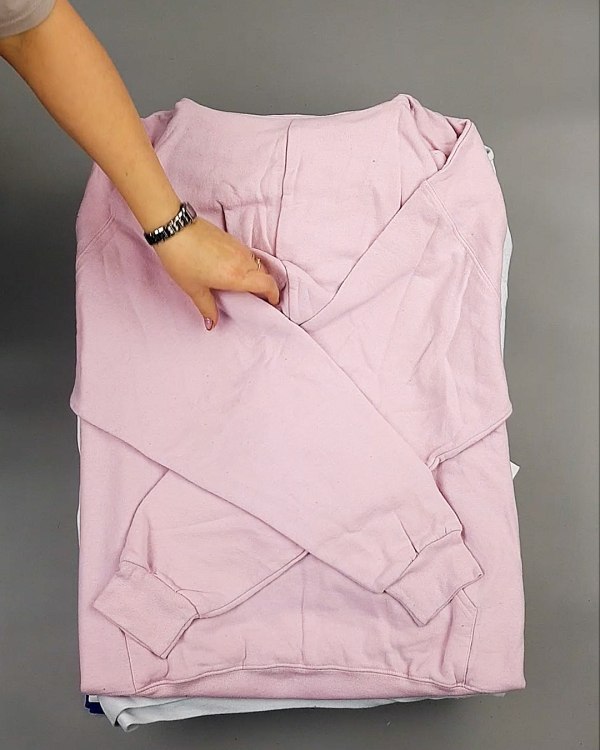 Фотография  329 - Толстовки м/ж (Sweat Tops)#20 кг, ЛОТ №7435 оптом в Черкесске и Карачаево-Черкесской республике