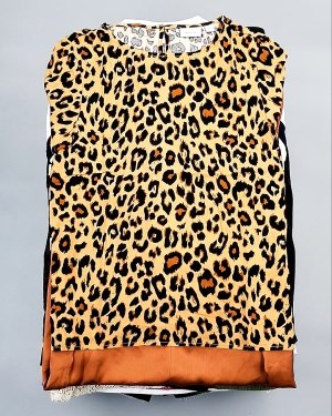 Купить Bestseller Summer mix 104#15 кг, ЛОТ №7494 оптом в Черкесске и Карачаево-Черкесской республике