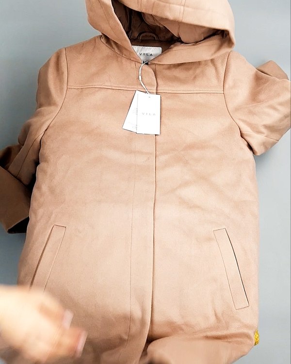 Фотография  509 - Пальто Bestseller 104#10 кг, ЛОТ №7557 оптом в Черкесске и Карачаево-Черкесской республике