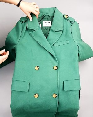 Фотография  818 - Пальто Bestseller 104#10,2 кг, ЛОТ №7558 оптом в Черкесске и Карачаево-Черкесской республике