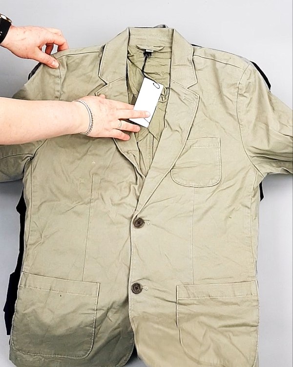 Фотография  891 - Пиджаки муж AMAZON 015#7,8 кг, ЛОТ №7774 оптом в Черкесске и Карачаево-Черкесской республике