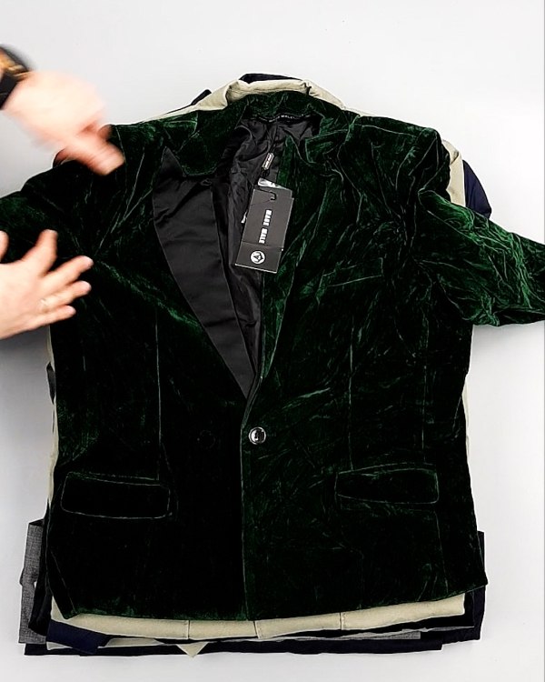 Фотография  316 - Пиджаки муж AMAZON 015#7 кг, ЛОТ №7769 оптом в Черкесске и Карачаево-Черкесской республике