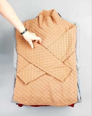 Фотография  375 - SWEATSHIRT CAN 084#10 кг, ЛОТ №7619 оптом в Черкесске и Карачаево-Черкесской республике