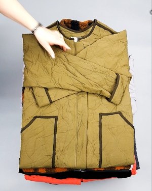 Фотография  762 - Верхняя одежда AMAZON жен 015#10 кг, ЛОТ №7712 оптом в Черкесске и Карачаево-Черкесской республике