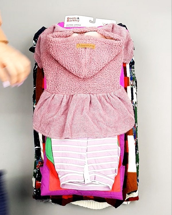 Фотография  231 - Одежда для собак AMAZON 015#4 кг, ЛОТ №7800 оптом в Черкесске и Карачаево-Черкесской республике