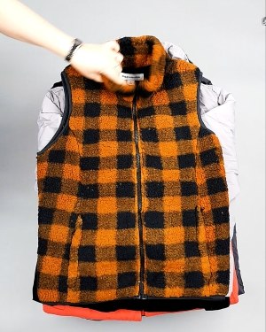 Фотография  512 - Верхняя одежда AMAZON жен 015#10 кг, ЛОТ №7712 оптом в Черкесске и Карачаево-Черкесской республике