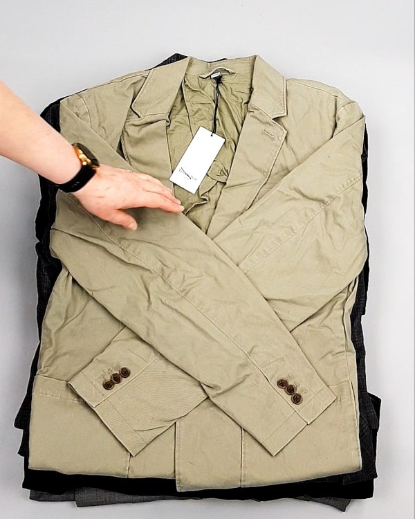 Фотография  391 - Пиджаки муж AMAZON 015#7,2 кг, ЛОТ №7770 оптом в Черкесске и Карачаево-Черкесской республике