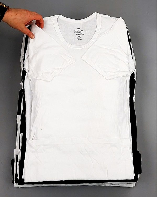 Фотография  511 - Футболки мужские C&A 025#5 кг оптом в Черкесске и Карачаево-Черкесской республике