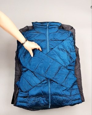 Фотография  110 - Верхняя одежда AMAZON жен 015#10 кг, ЛОТ №7712 оптом в Черкесске и Карачаево-Черкесской республике