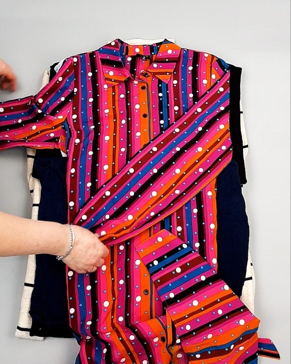 Фотография  415 - Платья СТОК CAN зима 084#7 кг, ЛОТ №7695 оптом в Черкесске и Карачаево-Черкесской республике