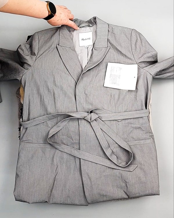 Фотография  553 - Кардиганы СТОК CAN 084#7 кг, ЛОТ №7673 оптом в Черкесске и Карачаево-Черкесской республике